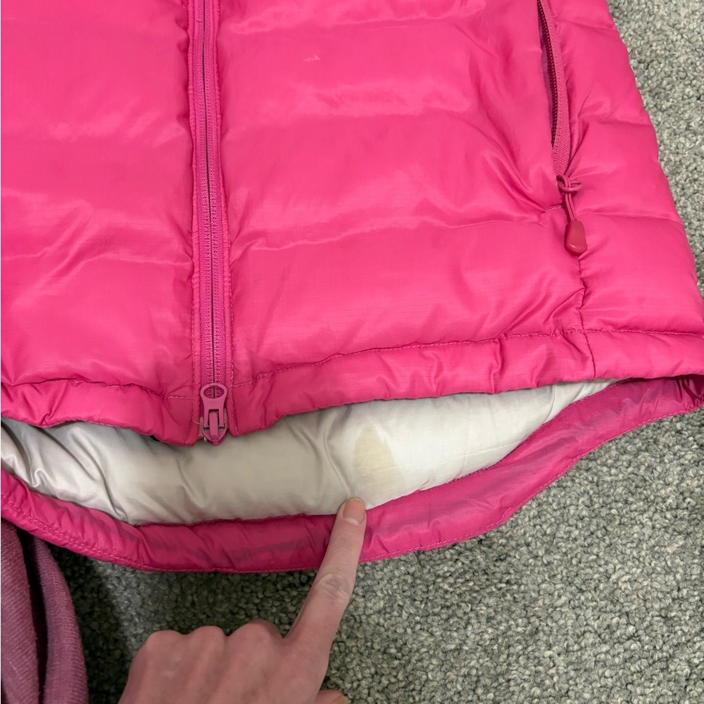 Canada Goose Pink Hooded Jacket - Picture 7 of 15